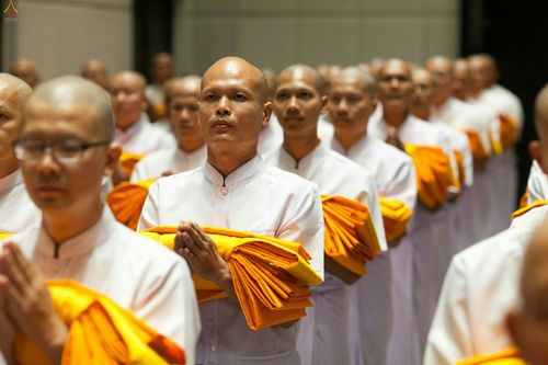 ภาพ No.25502:ประมวลภาพพิธีบรรพชาอุปสมบทรุ่นบูชาธรรม 99 ปี วันครูวิชชาธรรมกาย