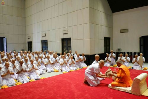 ภาพ No.25506:ประมวลภาพพิธีบรรพชาอุปสมบทรุ่นบูชาธรรม 99 ปี วันครูวิชชาธรรมกาย