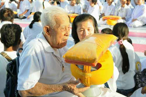 ภาพ No.25508:ประมวลภาพพิธีบรรพชาอุปสมบทรุ่นบูชาธรรม 99 ปี วันครูวิชชาธรรมกาย