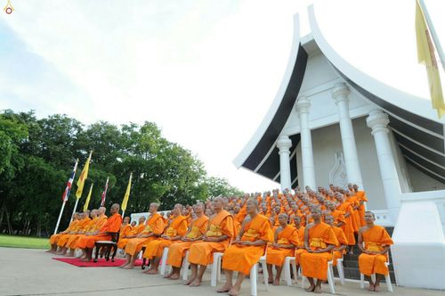 ภาพ No.25511:ประมวลภาพพิธีบรรพชาอุปสมบทรุ่นบูชาธรรม 99 ปี วันครูวิชชาธรรมกาย