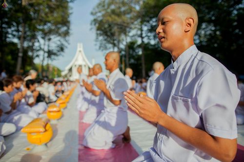 ภาพ No.25539:ประมวลภาพพิธีบรรพชาอุปสมบทรุ่นบูชาธรรม 99 ปี วันครูวิชชาธรรมกาย