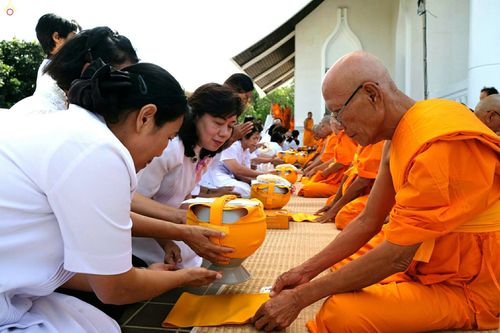ภาพ No.25549:ประมวลภาพพิธีบรรพชาอุปสมบทรุ่นบูชาธรรม 99 ปี วันครูวิชชาธรรมกาย