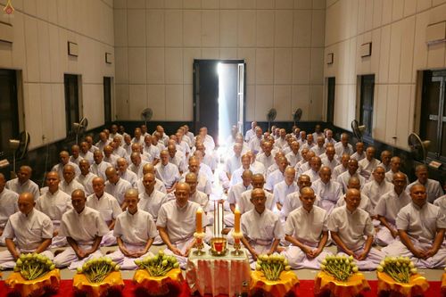 ภาพ No.25583:ประมวลภาพพิธีบรรพชาอุปสมบทรุ่นบูชาธรรม 99 ปี วันครูวิชชาธรรมกาย