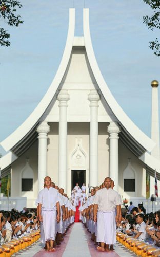 ภาพ No.25587:ประมวลภาพพิธีบรรพชาอุปสมบทรุ่นบูชาธรรม 99 ปี วันครูวิชชาธรรมกาย