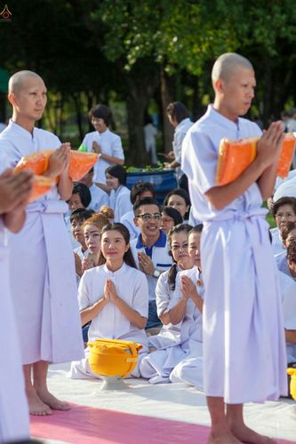 ภาพ No.25588:ประมวลภาพพิธีบรรพชาอุปสมบทรุ่นบูชาธรรม 99 ปี วันครูวิชชาธรรมกาย