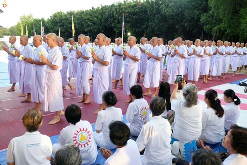 ภาพ No.25630:ประมวลภาพพิธีบรรพชาอุปสมบทรุ่นบูชาธรรม 99 ปี วันครูวิชชาธรรมกาย