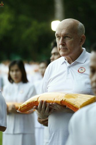 ภาพ No.25628:ประมวลภาพพิธีบรรพชาอุปสมบทรุ่นบูชาธรรม 99 ปี วันครูวิชชาธรรมกาย