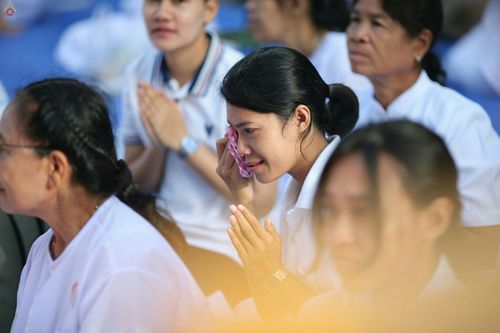 ภาพ No.25631:ประมวลภาพพิธีบรรพชาอุปสมบทรุ่นบูชาธรรม 99 ปี วันครูวิชชาธรรมกาย