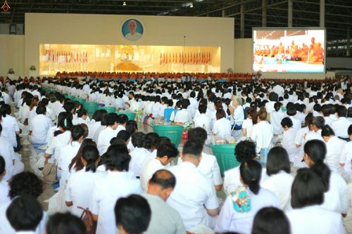 ภาพ No.25659:ประมวลภาพ 99 ปี วันครูผู้ค้นพบวิชชาธรรมกาย