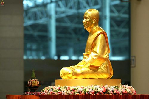 ภาพ No.25666:ประมวลภาพ 99 ปี วันครูผู้ค้นพบวิชชาธรรมกาย