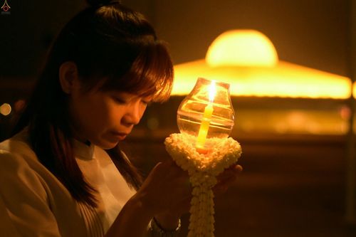 ภาพ No.25676:ประมวลภาพ 99 ปี วันครูผู้ค้นพบวิชชาธรรมกาย