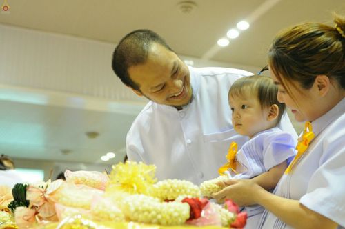 ภาพ No.25696:ประมวลภาพ 99 ปี วันครูผู้ค้นพบวิชชาธรรมกาย