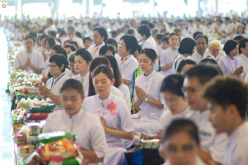 ภาพ No.25708:ประมวลภาพ 99 ปี วันครูผู้ค้นพบวิชชาธรรมกาย