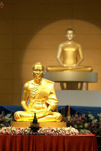 ภาพ No.25729:ประมวลภาพ 99 ปี วันครูผู้ค้นพบวิชชาธรรมกาย