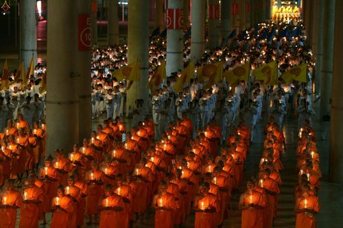 ภาพ No.25751:ประมวลภาพ 99 ปี วันครูผู้ค้นพบวิชชาธรรมกาย