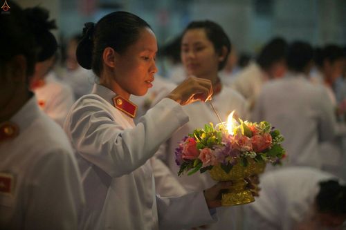 ภาพ No.25777:ประมวลภาพ 99 ปี วันครูผู้ค้นพบวิชชาธรรมกาย