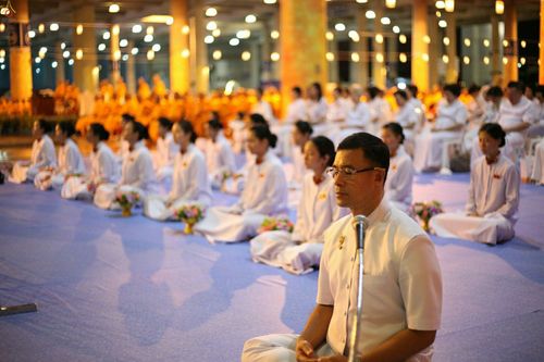 ภาพ No.25783:ประมวลภาพ 99 ปี วันครูผู้ค้นพบวิชชาธรรมกาย