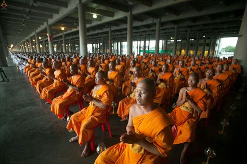 ภาพ No.25784:ประมวลภาพ 99 ปี วันครูผู้ค้นพบวิชชาธรรมกาย