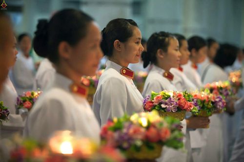 ภาพ No.25785:ประมวลภาพ 99 ปี วันครูผู้ค้นพบวิชชาธรรมกาย