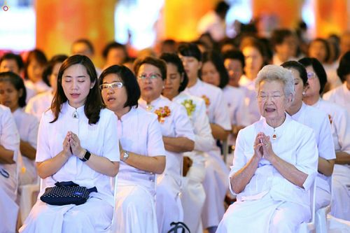 ภาพ No.25812:ประมวลภาพ 99 ปี วันครูผู้ค้นพบวิชชาธรรมกาย