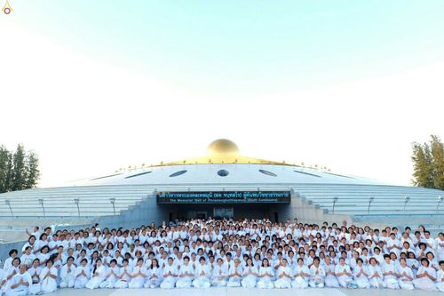 ภาพ No.25824:ประมวลภาพ 99 ปี วันครูผู้ค้นพบวิชชาธรรมกาย