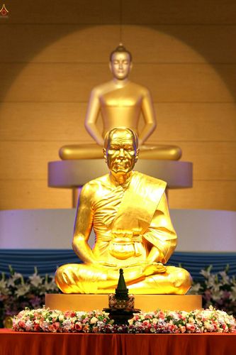 ภาพ No.25834:ประมวลภาพ 99 ปี วันครูผู้ค้นพบวิชชาธรรมกาย