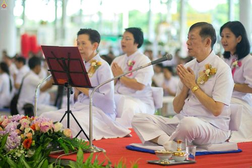 ภาพ No.25864:ประมวลภาพ 99 ปี วันครูผู้ค้นพบวิชชาธรรมกาย