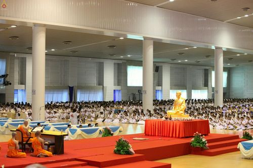 ภาพ No.25871:ประมวลภาพ 99 ปี วันครูผู้ค้นพบวิชชาธรรมกาย