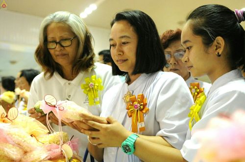 ภาพ No.25881:ประมวลภาพ 99 ปี วันครูผู้ค้นพบวิชชาธรรมกาย