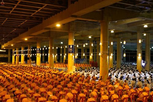 ภาพ No.25880:ประมวลภาพ 99 ปี วันครูผู้ค้นพบวิชชาธรรมกาย