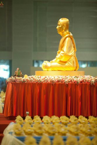 ภาพ No.25891:ประมวลภาพ 99 ปี วันครูผู้ค้นพบวิชชาธรรมกาย