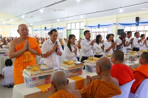 ภาพ No.29686:พิธีถวายสังฆทานแด่คณะสงฆ์ 323 วัด ใน 4 จังหวัดภาคใต้ ครั้งที่ 123