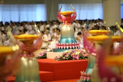 ภาพ No.26014:ประมวลภาพพิธีทอดผ้าป่าธรรมชัยเพื่องานพระพุทธศาสนาทั่วไทย