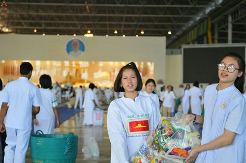 ภาพ No.26021:ประมวลภาพพิธีทอดผ้าป่าธรรมชัยเพื่องานพระพุทธศาสนาทั่วไทย