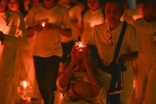 ภาพ No.26040:ประมวลภาพพิธีทอดผ้าป่าธรรมชัยเพื่องานพระพุทธศาสนาทั่วไทย