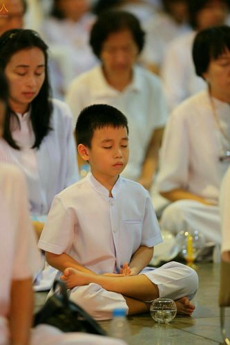 ภาพ No.26048:ประมวลภาพพิธีทอดผ้าป่าธรรมชัยเพื่องานพระพุทธศาสนาทั่วไทย