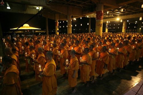 ภาพ No.26065:ประมวลภาพพิธีทอดผ้าป่าธรรมชัยเพื่องานพระพุทธศาสนาทั่วไทย
