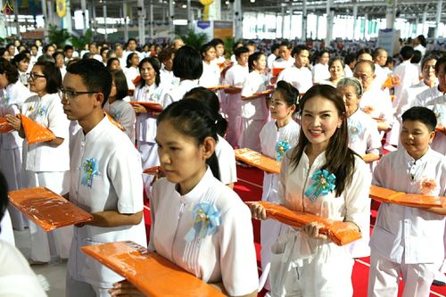 ภาพ No.26081:ประมวลภาพพิธีทอดผ้าป่าธรรมชัยเพื่องานพระพุทธศาสนาทั่วไทย