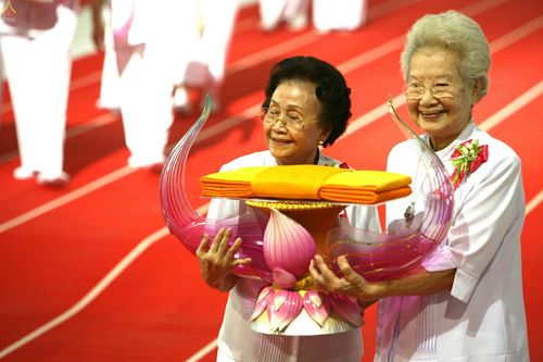 ภาพ No.26098:ประมวลภาพพิธีทอดผ้าป่าธรรมชัยเพื่องานพระพุทธศาสนาทั่วไทย