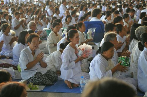 ภาพ No.26102:ประมวลภาพพิธีทอดผ้าป่าธรรมชัยเพื่องานพระพุทธศาสนาทั่วไทย