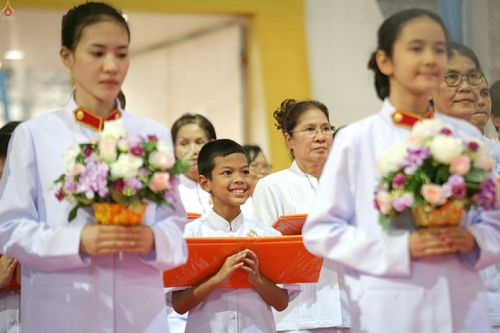 ภาพ No.26129:ประมวลภาพพิธีทอดผ้าป่าธรรมชัยเพื่องานพระพุทธศาสนาทั่วไทย