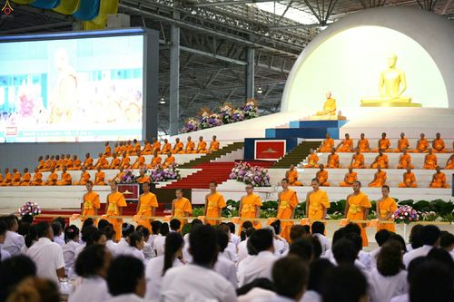 ภาพ No.26136:ประมวลภาพพิธีทอดผ้าป่าธรรมชัยเพื่องานพระพุทธศาสนาทั่วไทย