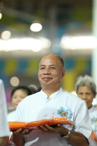 ภาพ No.26146:ประมวลภาพพิธีทอดผ้าป่าธรรมชัยเพื่องานพระพุทธศาสนาทั่วไทย