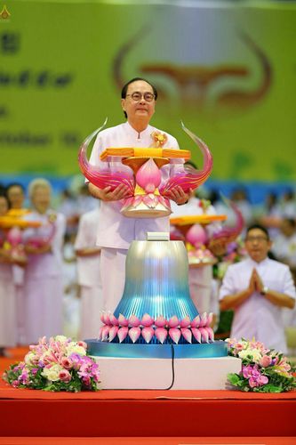 ภาพ No.26150:ประมวลภาพพิธีทอดผ้าป่าธรรมชัยเพื่องานพระพุทธศาสนาทั่วไทย