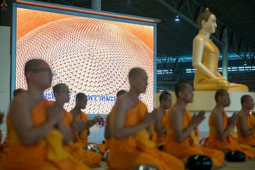 ภาพ No.26151:ประมวลภาพพิธีทอดผ้าป่าธรรมชัยเพื่องานพระพุทธศาสนาทั่วไทย