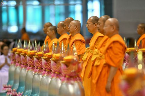 ภาพ No.26154:ประมวลภาพพิธีทอดผ้าป่าธรรมชัยเพื่องานพระพุทธศาสนาทั่วไทย