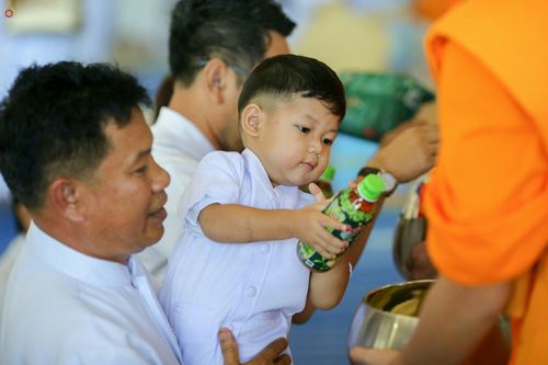 ภาพ No.26164:ประมวลภาพพิธีทอดผ้าป่าธรรมชัยเพื่องานพระพุทธศาสนาทั่วไทย