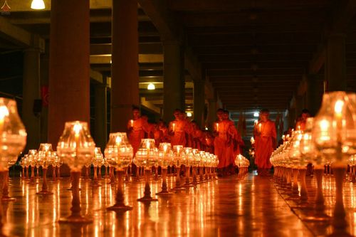 ภาพ No.26179:ประมวลภาพพิธีทอดผ้าป่าธรรมชัยเพื่องานพระพุทธศาสนาทั่วไทย