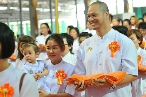 ภาพ No.26207:ประมวลภาพพิธีทอดผ้าป่าธรรมชัยเพื่องานพระพุทธศาสนาทั่วไทย