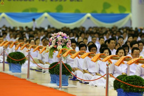 ภาพ No.26204:ประมวลภาพพิธีทอดผ้าป่าธรรมชัยเพื่องานพระพุทธศาสนาทั่วไทย